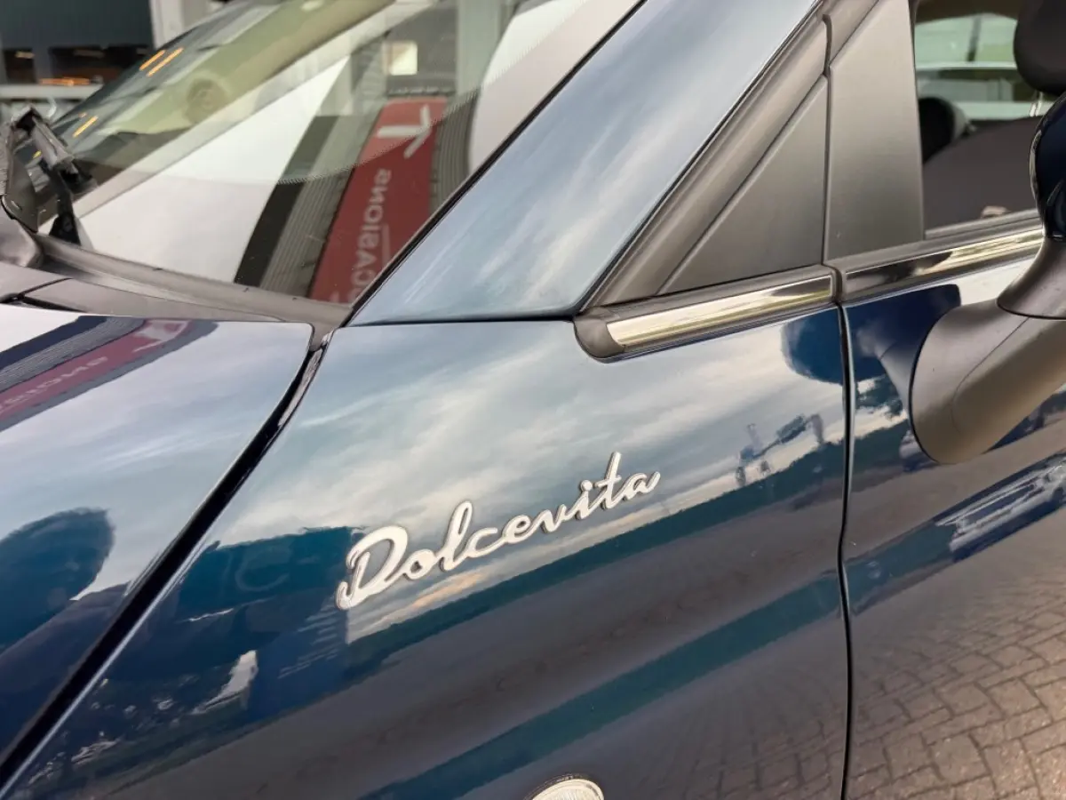 1.0 HYBRID DOLCEVITA AIRCO PANO NAVI PDC CARPLAY.