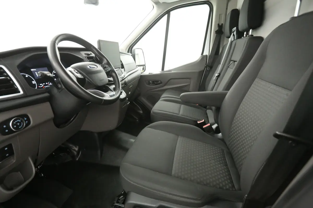 68 kWh L2H2 | Snelladen | SOH 97% | Clima | Camera | 3 Zits | Carplay | Cruise | Parkeersens.