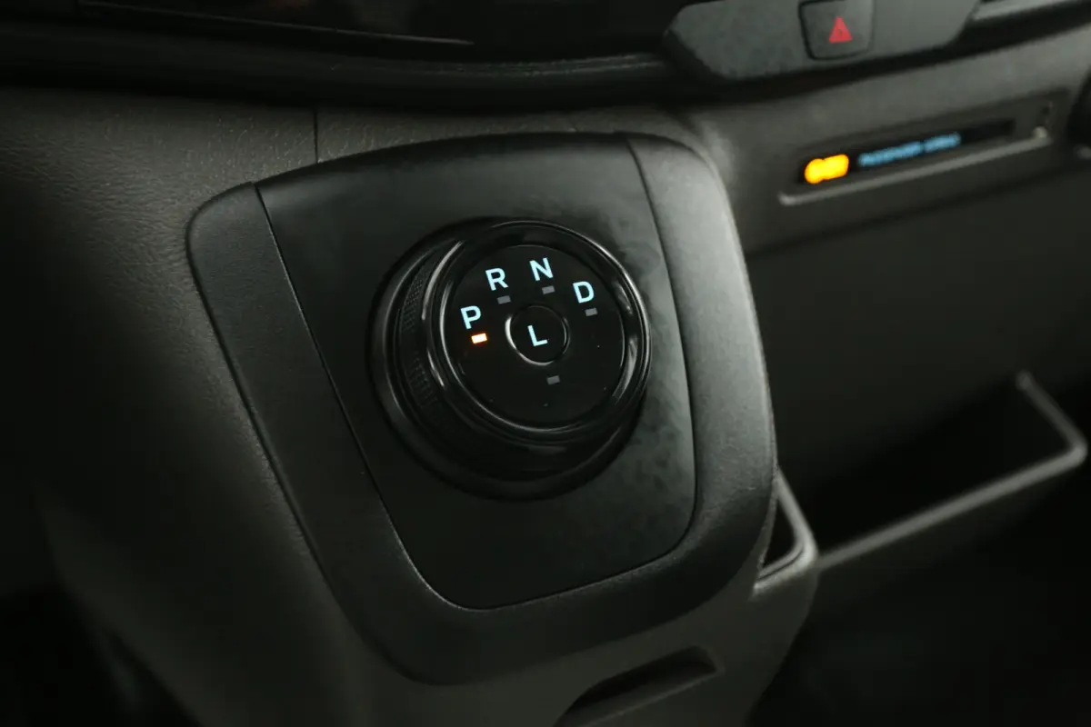 68 kWh L2H2 | Snelladen | SOH 97% | Clima | Camera | 3 Zits | Carplay | Cruise | Parkeersens.