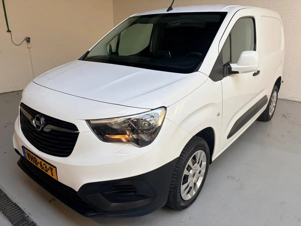 1.5D 102pk euro6 L1H1 Edition, Kasten, Trekhaak, Airco, Navigatie, CruiseControl, RIJKLAARPRIJS!