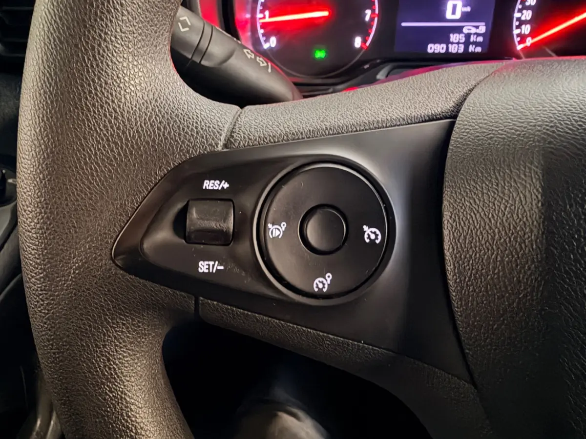 1.5D 102pk euro6 L1H1 Edition, Kasten, Trekhaak, Airco, Navigatie, CruiseControl, RIJKLAARPRIJS!