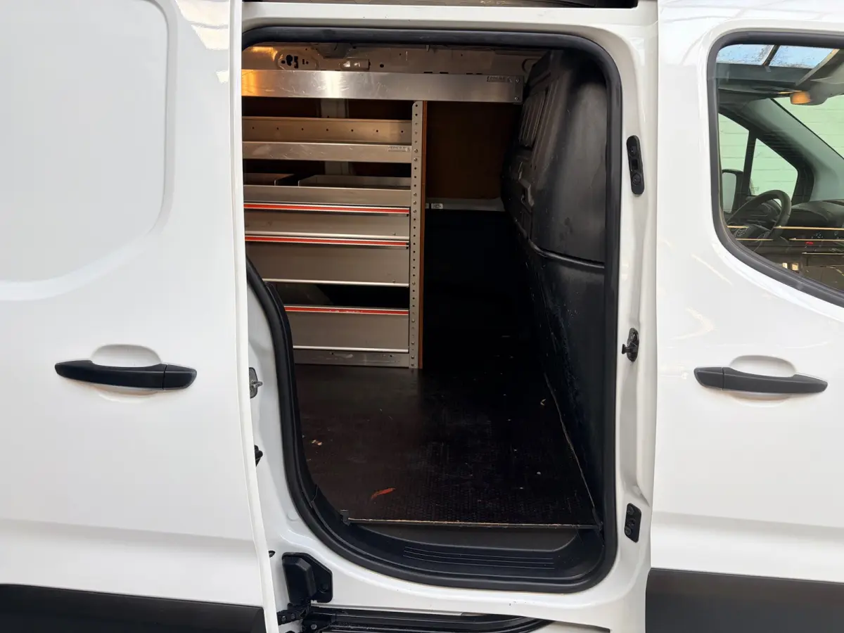 1.5D 102pk euro6 L1H1 Edition, Kasten, Trekhaak, Airco, Navigatie, CruiseControl, RIJKLAARPRIJS!