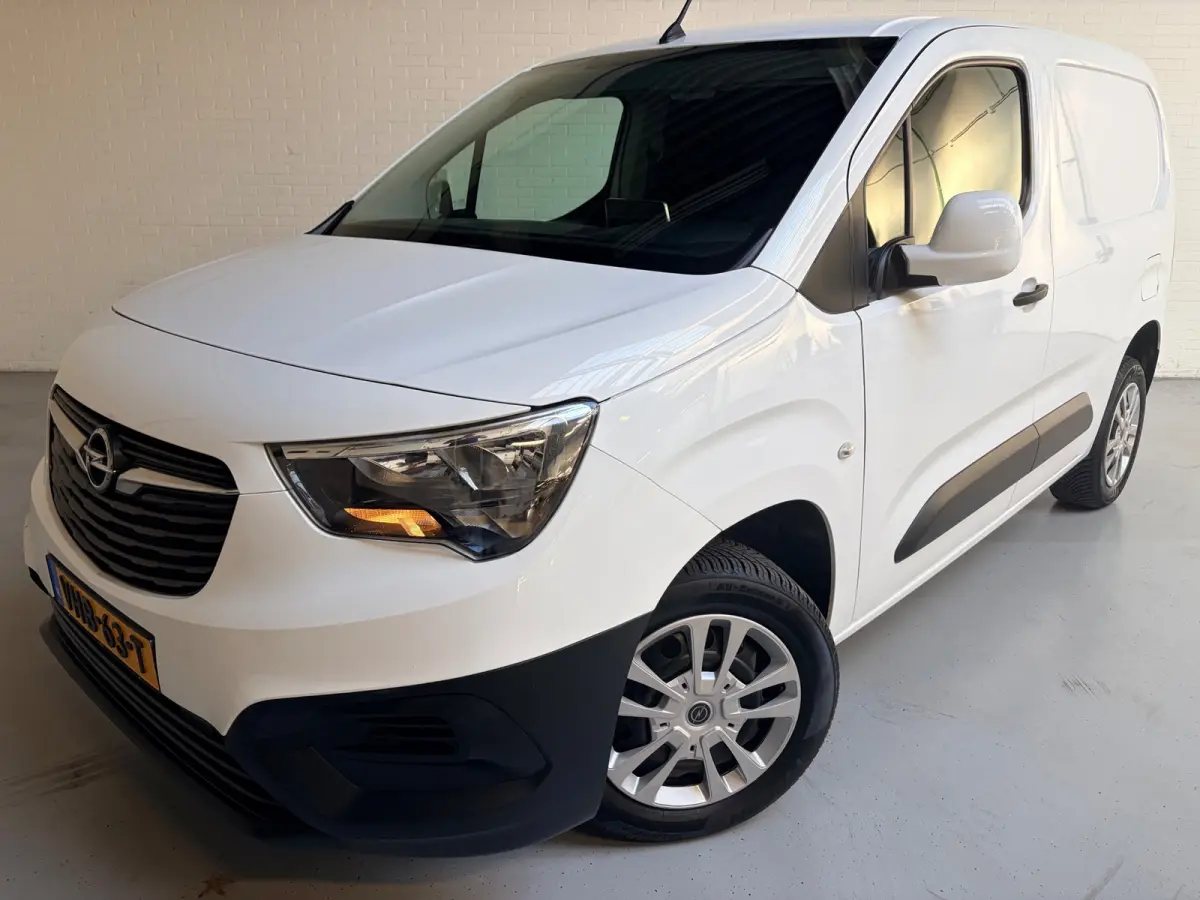 1.5D 102pk euro6 L1H1 Edition, Kasten, Trekhaak, Airco, Navigatie, CruiseControl, RIJKLAARPRIJS!