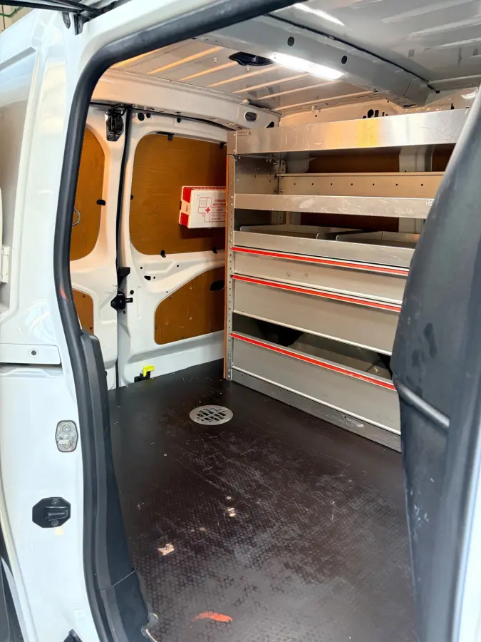 1.5D 102pk euro6 L1H1 Edition, Kasten, Trekhaak, Airco, Navigatie, CruiseControl, RIJKLAARPRIJS!
