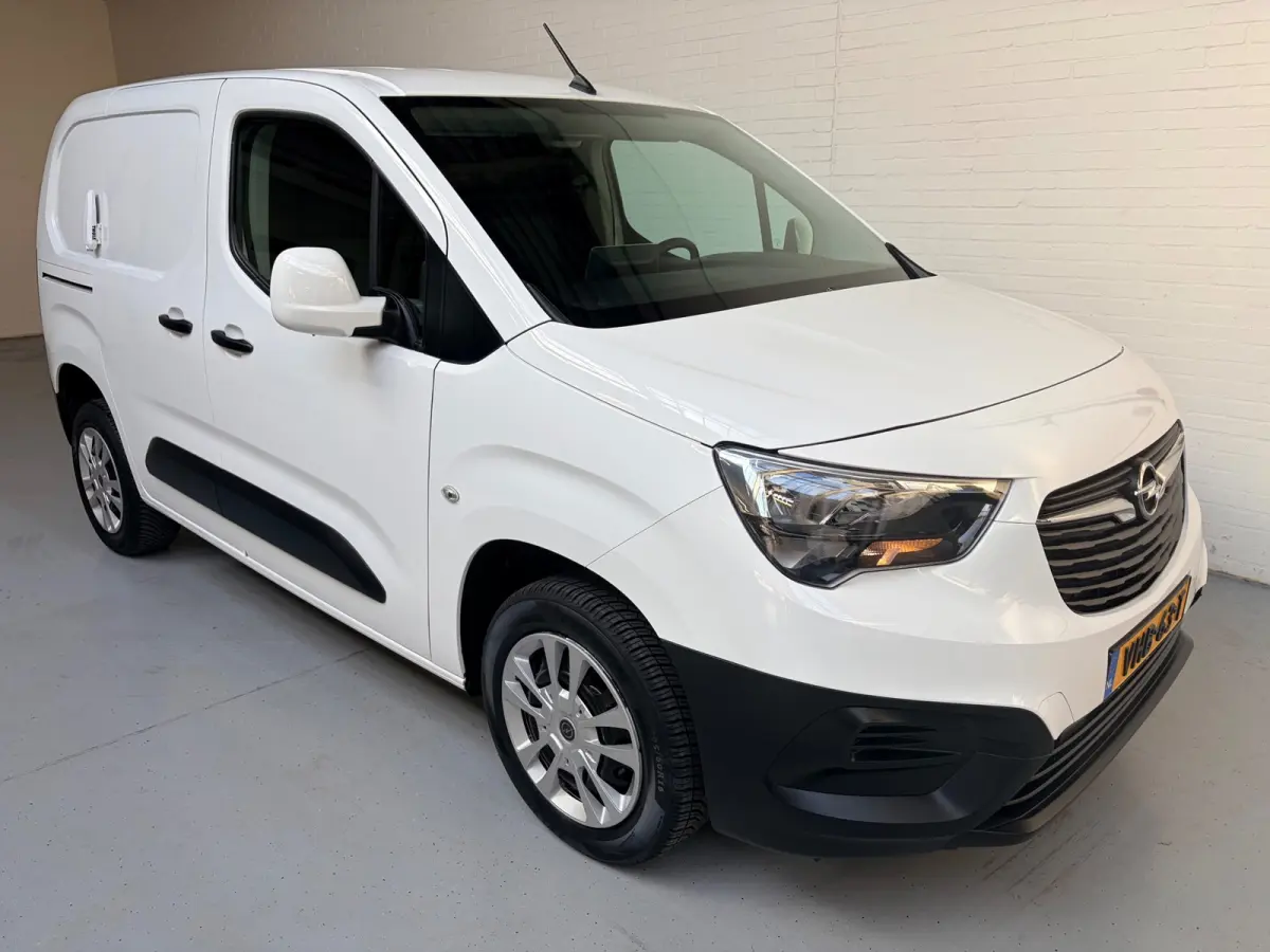 1.5D 102pk euro6 L1H1 Edition, Kasten, Trekhaak, Airco, Navigatie, CruiseControl, RIJKLAARPRIJS!