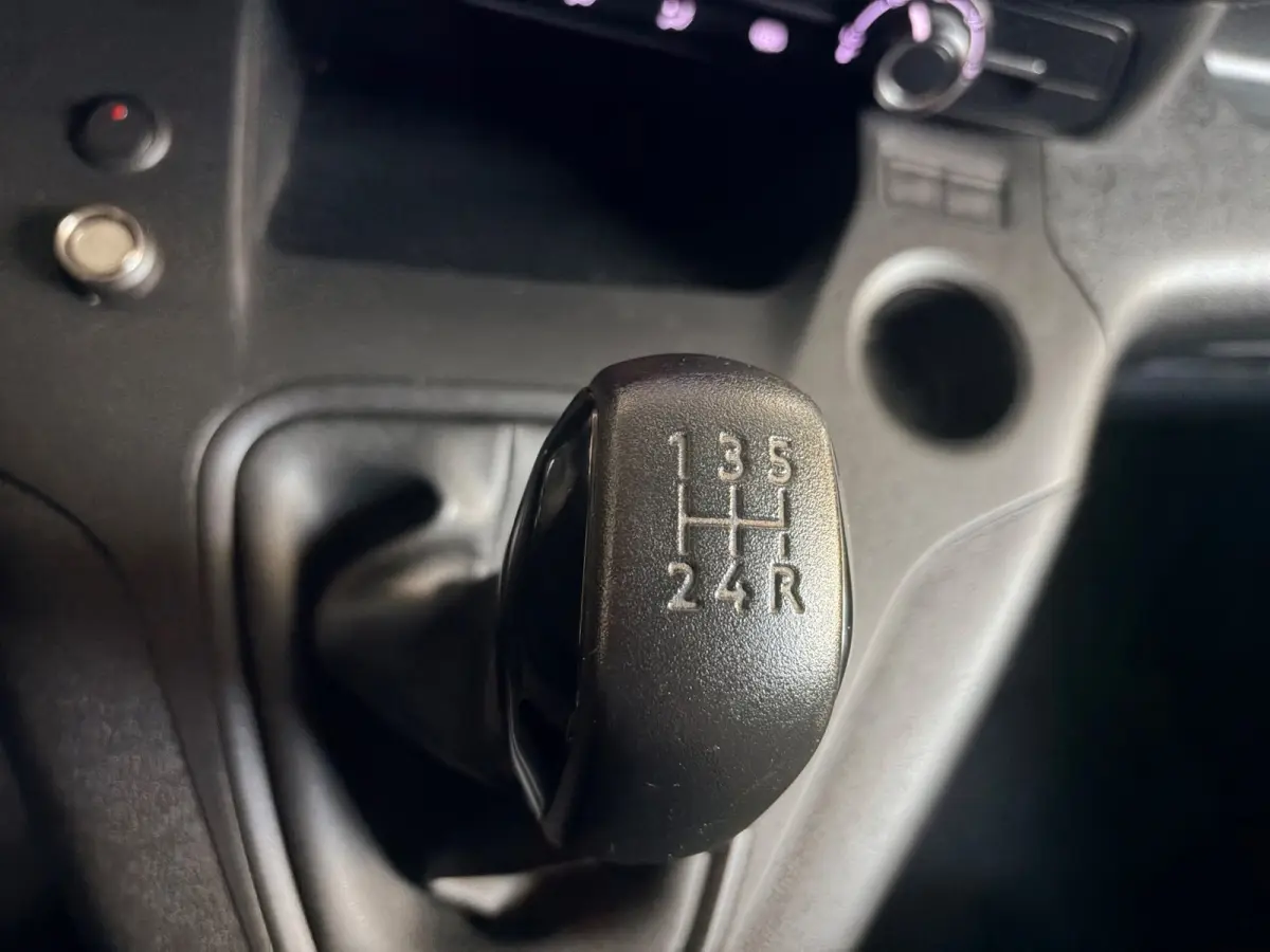 1.5D 102pk euro6 L1H1 Edition, Kasten, Trekhaak, Airco, Navigatie, CruiseControl, RIJKLAARPRIJS!