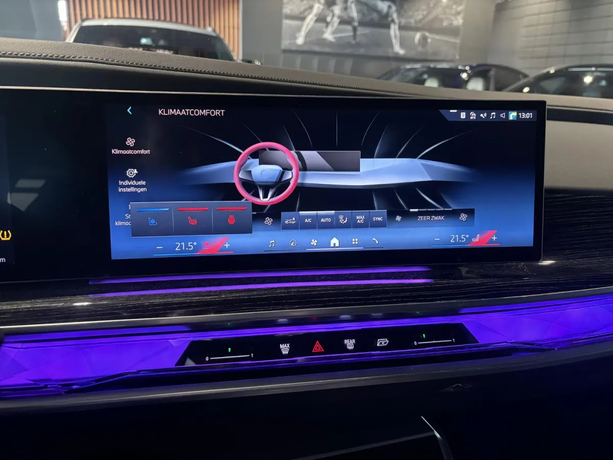 eDrive50 106 kWh | SOH 100 % | THEATER SCREEN | AUTOMATIC DOORS | CONNOISSER PACK | DRIVING ASSIST PROF | INTEGRAL ACTIVE STEERING | STOELMASSAGE | STOELVENTILATIE | SOFTCLOSE | SKYLOUNGE | 
