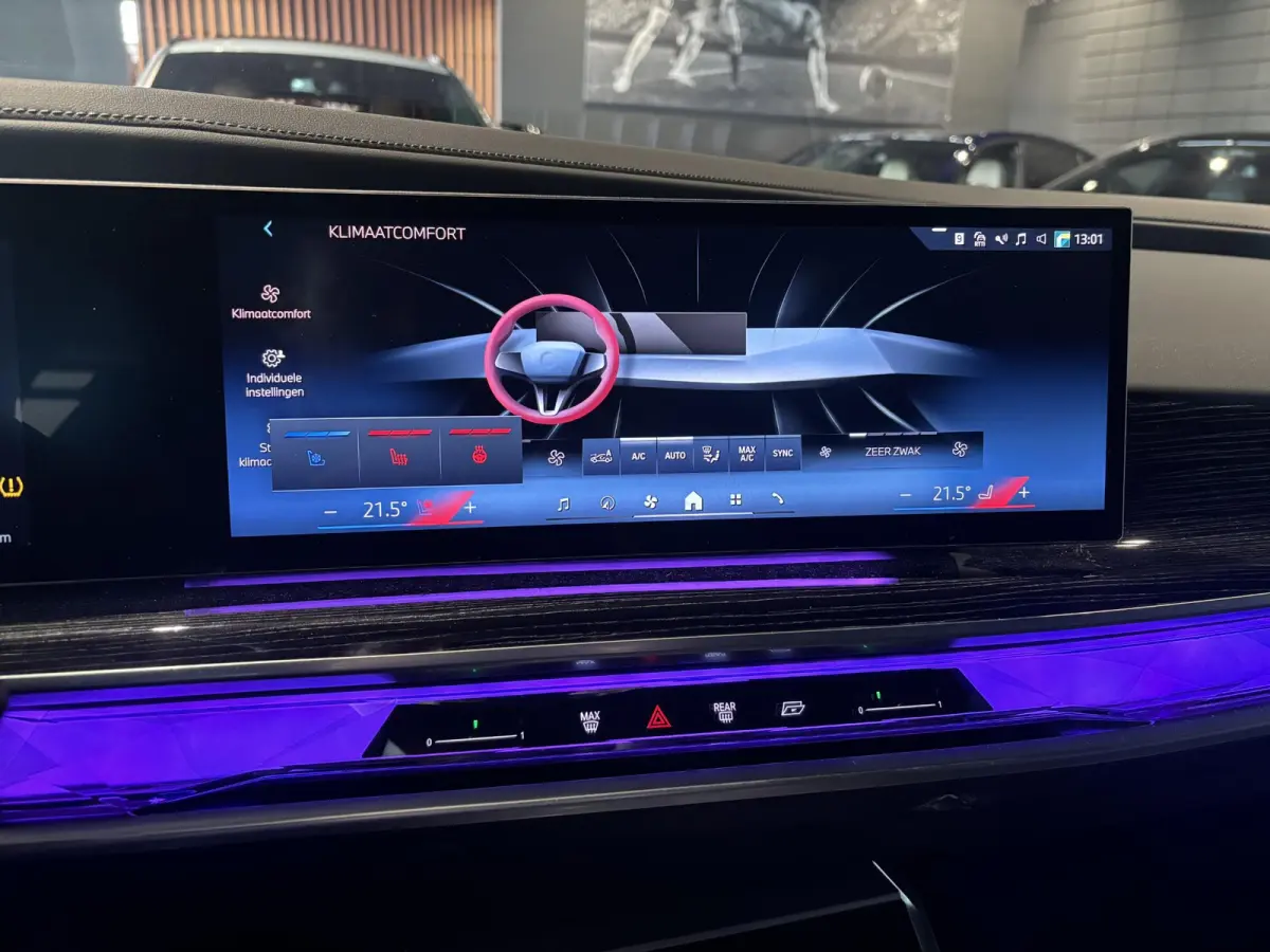 eDrive50 106 kWh | SOH 100 % | THEATER SCREEN | AUTOMATIC DOORS | CONNOISSER PACK | DRIVING ASSIST PROF | INTEGRAL ACTIVE STEERING | STOELMASSAGE | STOELVENTILATIE | SOFTCLOSE | SKYLOUNGE | 
