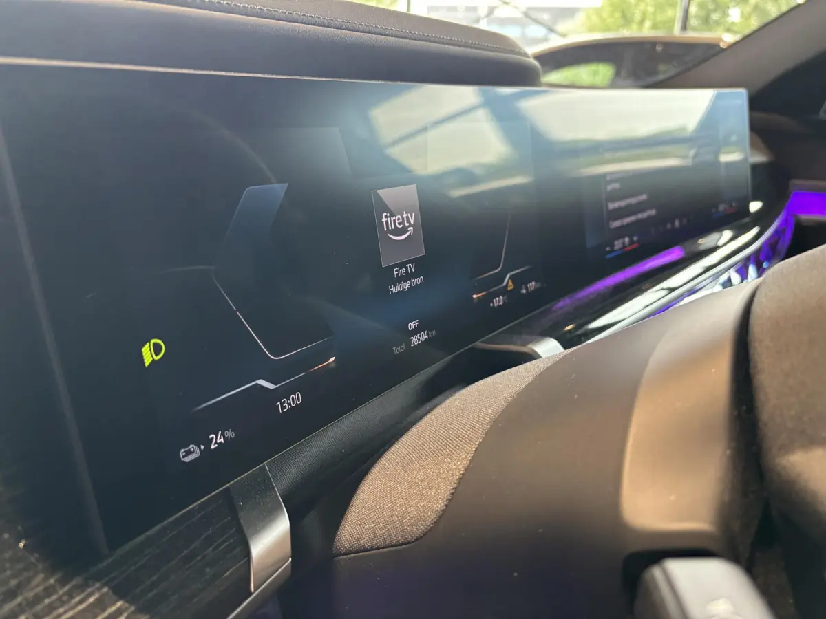 eDrive50 106 kWh | SOH 100 % | THEATER SCREEN | AUTOMATIC DOORS | CONNOISSER PACK | DRIVING ASSIST PROF | INTEGRAL ACTIVE STEERING | STOELMASSAGE | STOELVENTILATIE | SOFTCLOSE | SKYLOUNGE | 