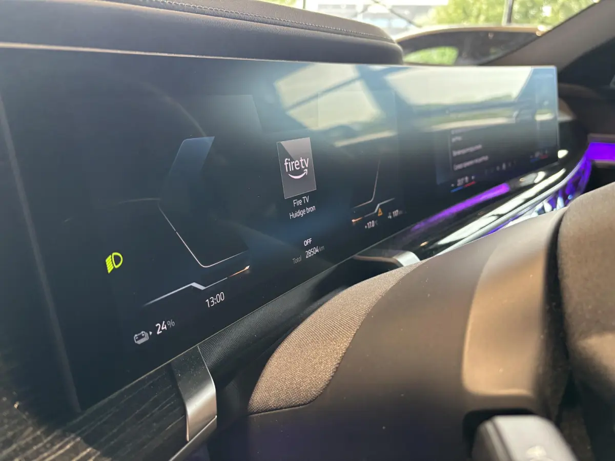 eDrive50 106 kWh | SOH 100 % | THEATER SCREEN | AUTOMATIC DOORS | CONNOISSER PACK | DRIVING ASSIST PROF | INTEGRAL ACTIVE STEERING | STOELMASSAGE | STOELVENTILATIE | SOFTCLOSE | SKYLOUNGE | 