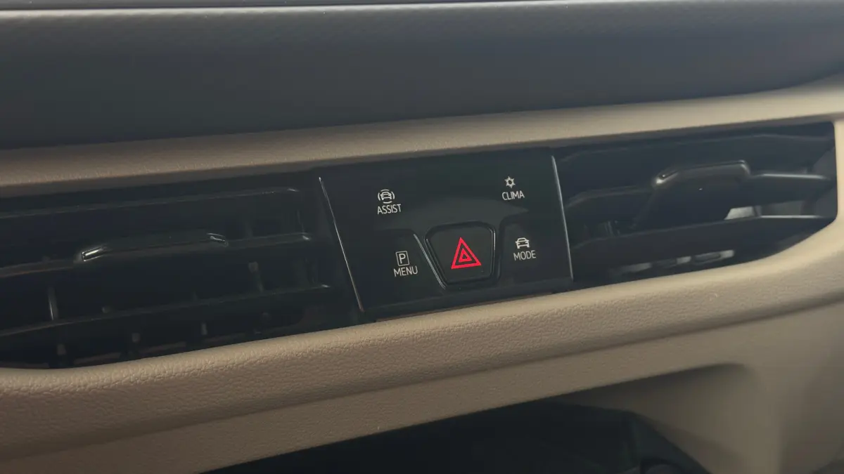 1.5 eHybrid L2 4Motion | Vis-a-Vis | Trekhaak | 7 Persoons | 4-Seizoenen Banden | App Connect