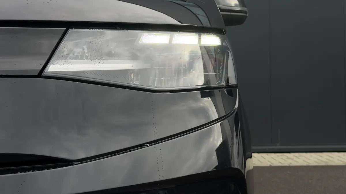 1.5 eHybrid L2 4Motion | Vis-a-Vis | Trekhaak | 7 Persoons | 4-Seizoenen Banden | App Connect