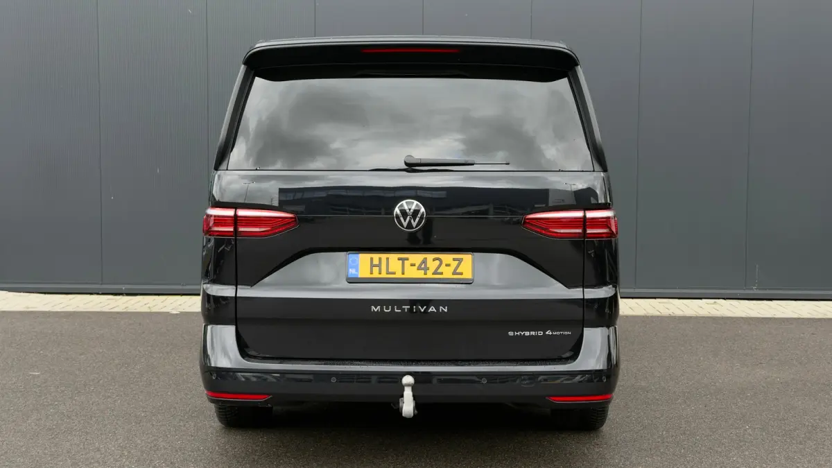 1.5 eHybrid L2 4Motion | Vis-a-Vis | Trekhaak | 7 Persoons | 4-Seizoenen Banden | App Connect