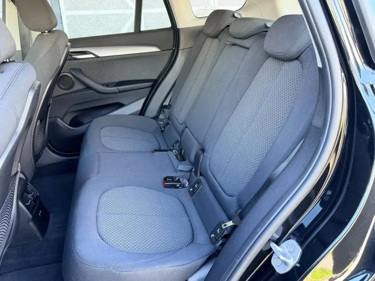 xDrive25e Executive TREKHAAK / CARPLAY / CAMERA / AIRCO / CRUISE CONTROLE / PHEV