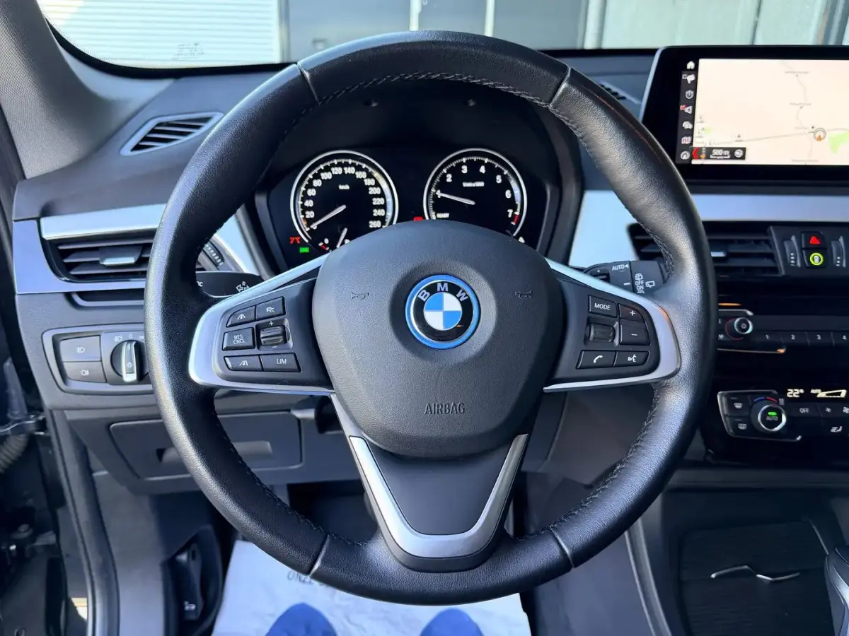 xDrive25e Executive TREKHAAK / CARPLAY / CAMERA / AIRCO / CRUISE CONTROLE / PHEV