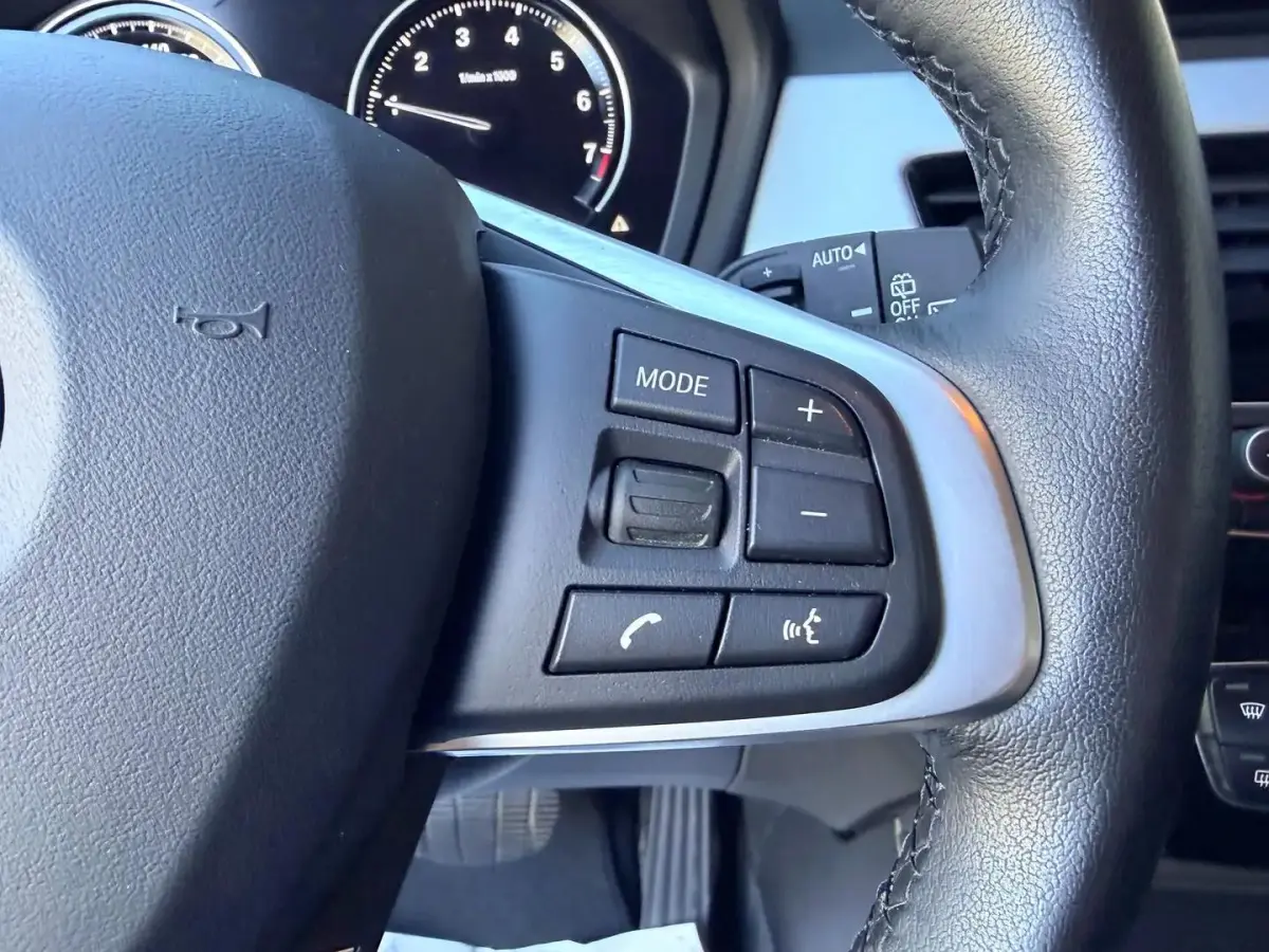 xDrive25e Executive TREKHAAK / CARPLAY / CAMERA / AIRCO / CRUISE CONTROLE / PHEV