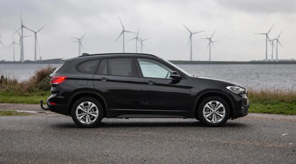 xDrive25e Executive TREKHAAK / CARPLAY / CAMERA / AIRCO / CRUISE CONTROLE / PHEV