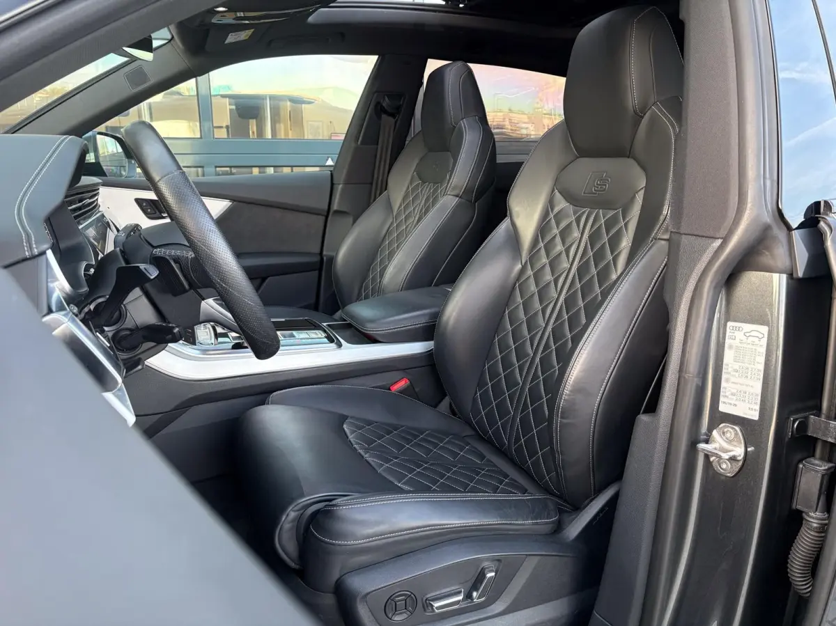 50 TDI 286pk quattro Pro Line Advanced | Sportstoelen Plus | Panoramadak | Luchtvering | Vierwielbesturing | Trekhaak