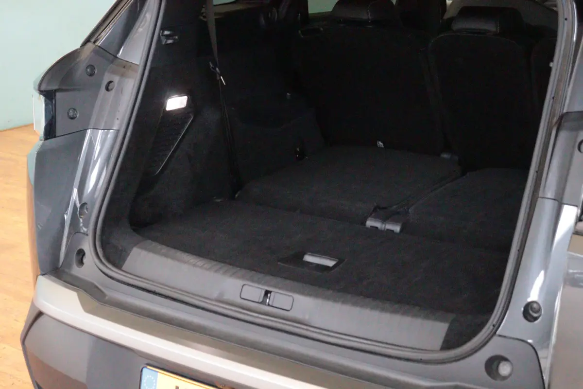 1.2 Hybrid 145 Allure Automaat 7pers | 7 PERS | APPCONNECT | CAMERA + PDC | CRUISE | LANE-ASSIST |