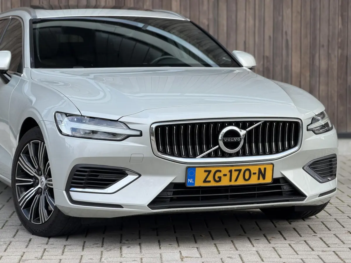 2.0 T8 Twin Engine AWD Inscription |TREKHAAK | PANORAMADAK | CAMERA | NL- AUTO