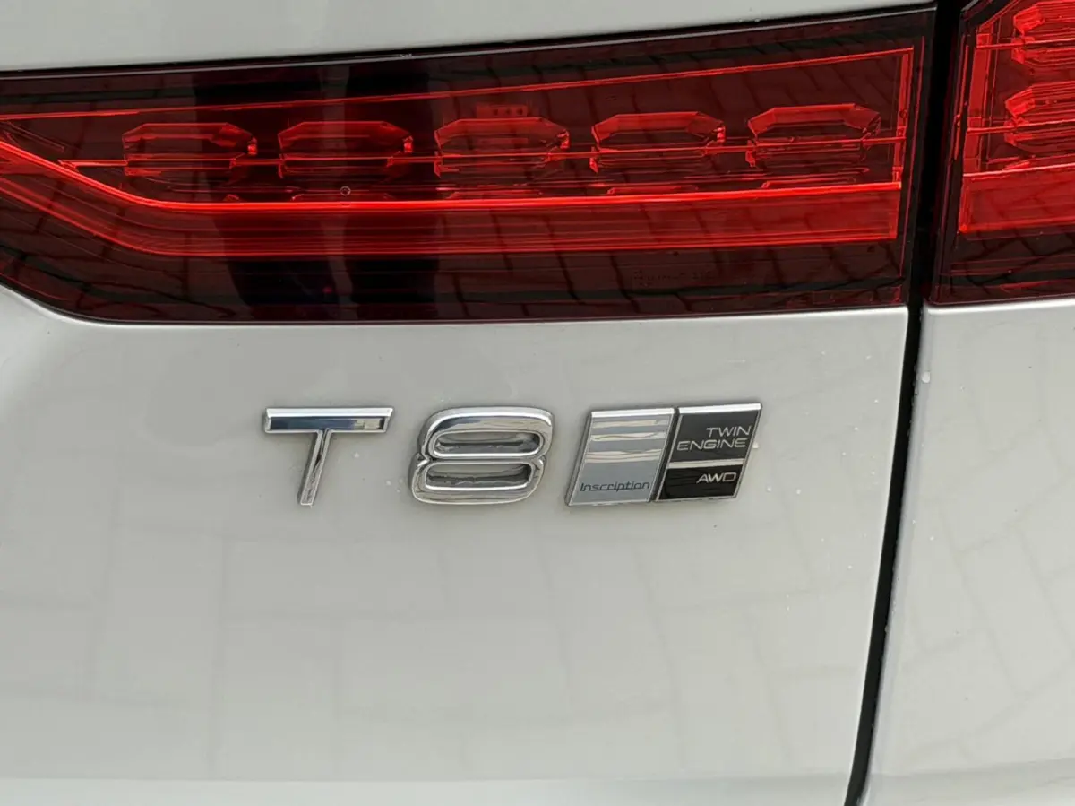 2.0 T8 Twin Engine AWD Inscription |TREKHAAK | PANORAMADAK | CAMERA | NL- AUTO