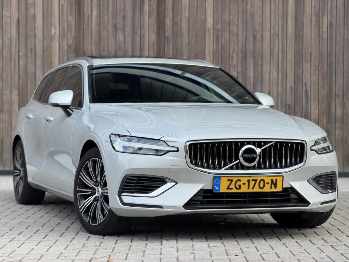 2.0 T8 Twin Engine AWD Inscription |TREKHAAK | PANORAMADAK | CAMERA | NL- AUTO