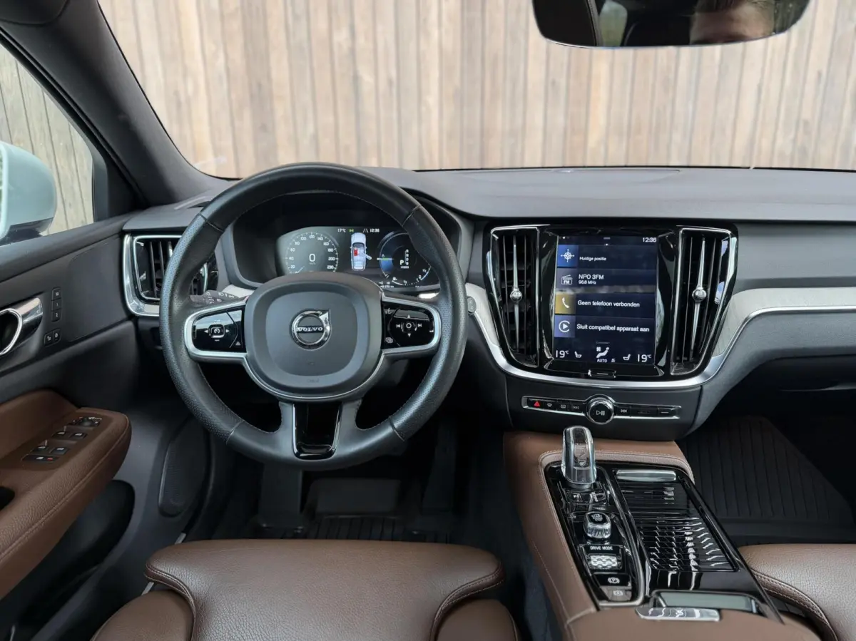 2.0 T8 Twin Engine AWD Inscription |TREKHAAK | PANORAMADAK | CAMERA | NL- AUTO