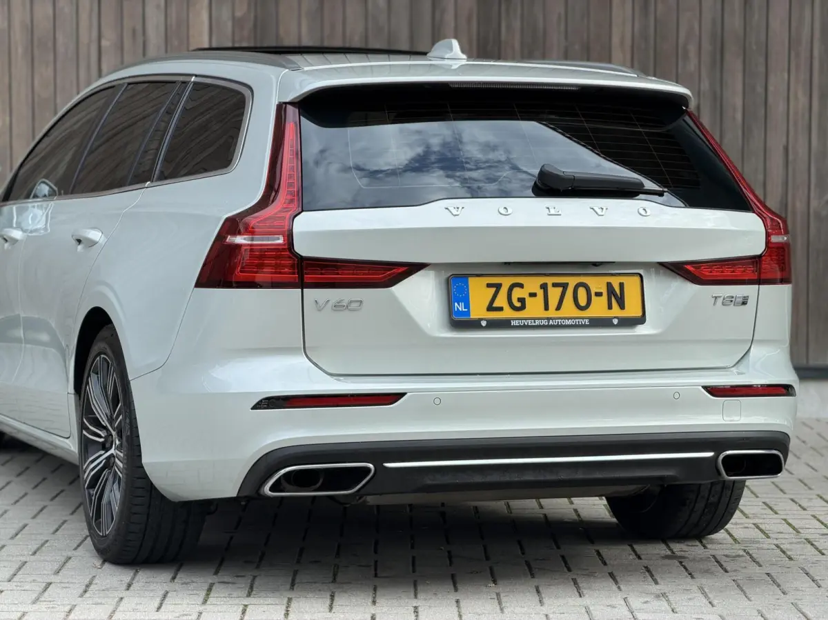 2.0 T8 Twin Engine AWD Inscription |TREKHAAK | PANORAMADAK | CAMERA | NL- AUTO