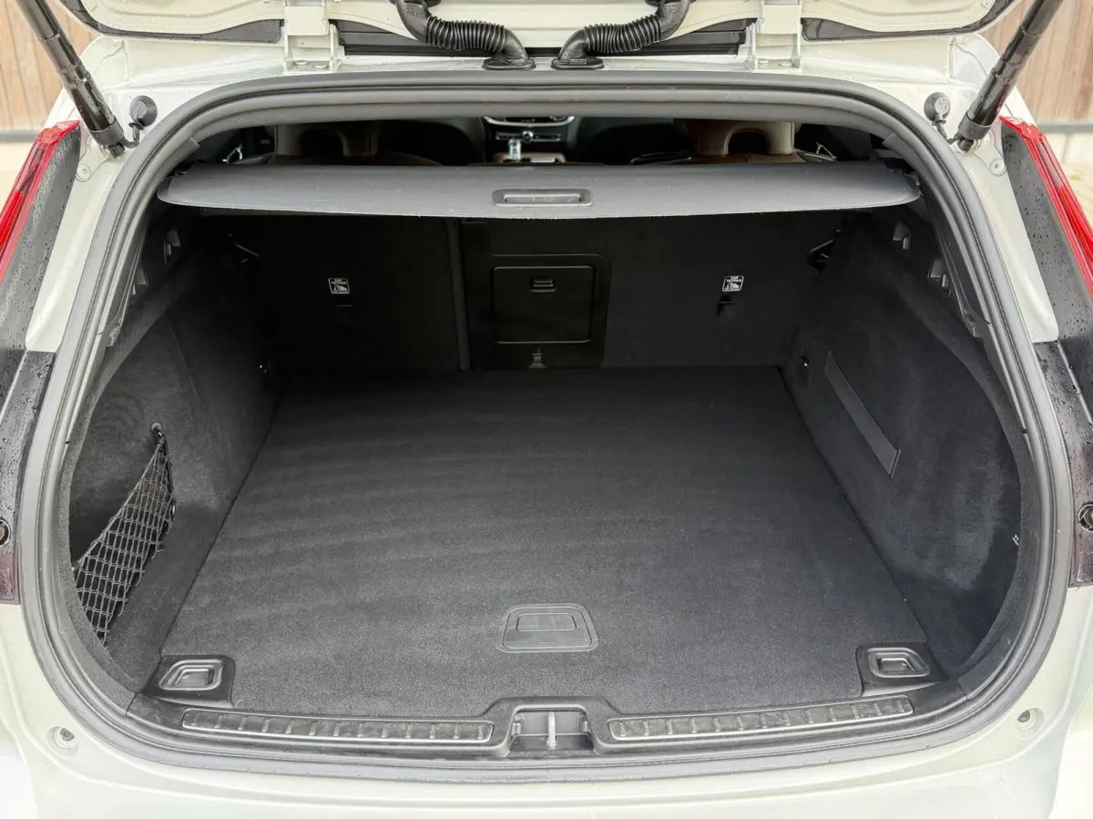 2.0 T8 Twin Engine AWD Inscription |TREKHAAK | PANORAMADAK | CAMERA | NL- AUTO