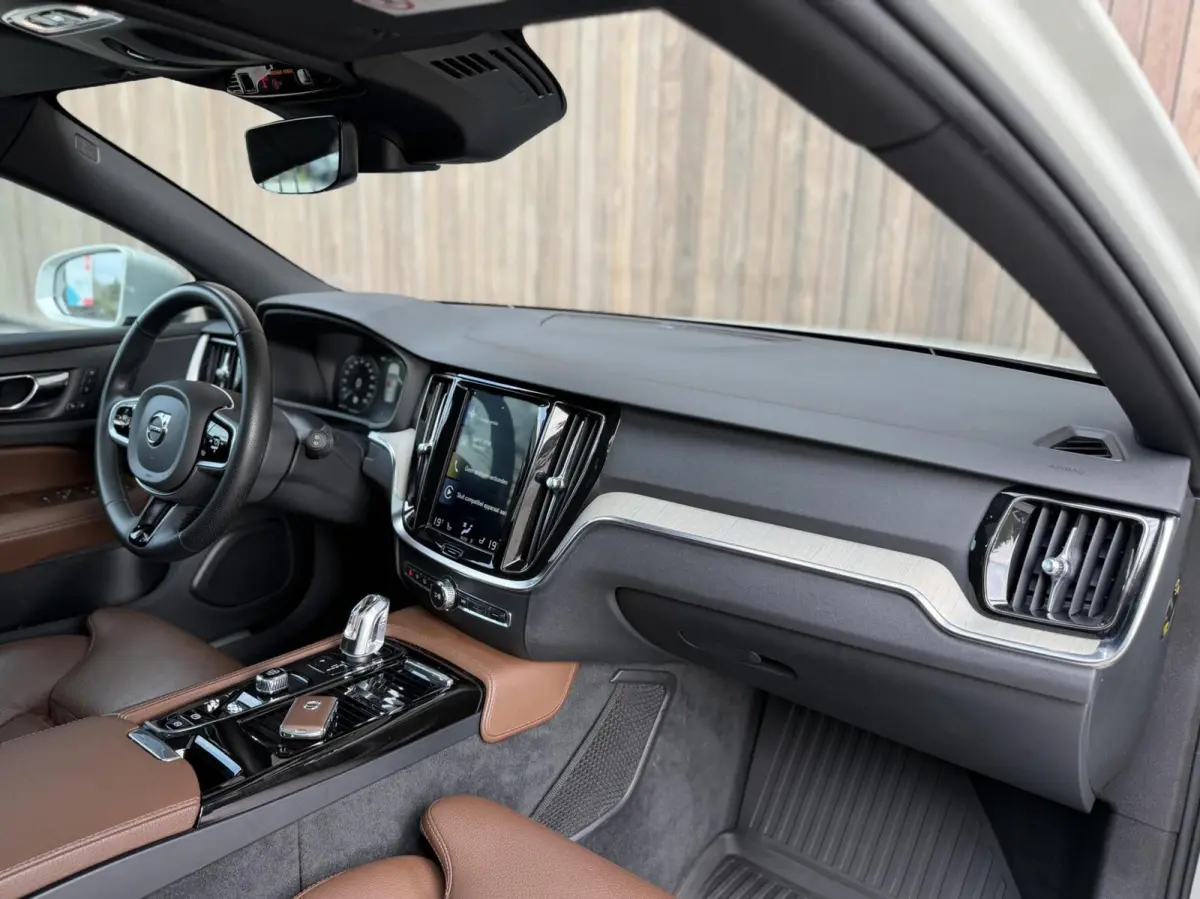 2.0 T8 Twin Engine AWD Inscription |TREKHAAK | PANORAMADAK | CAMERA | NL- AUTO
