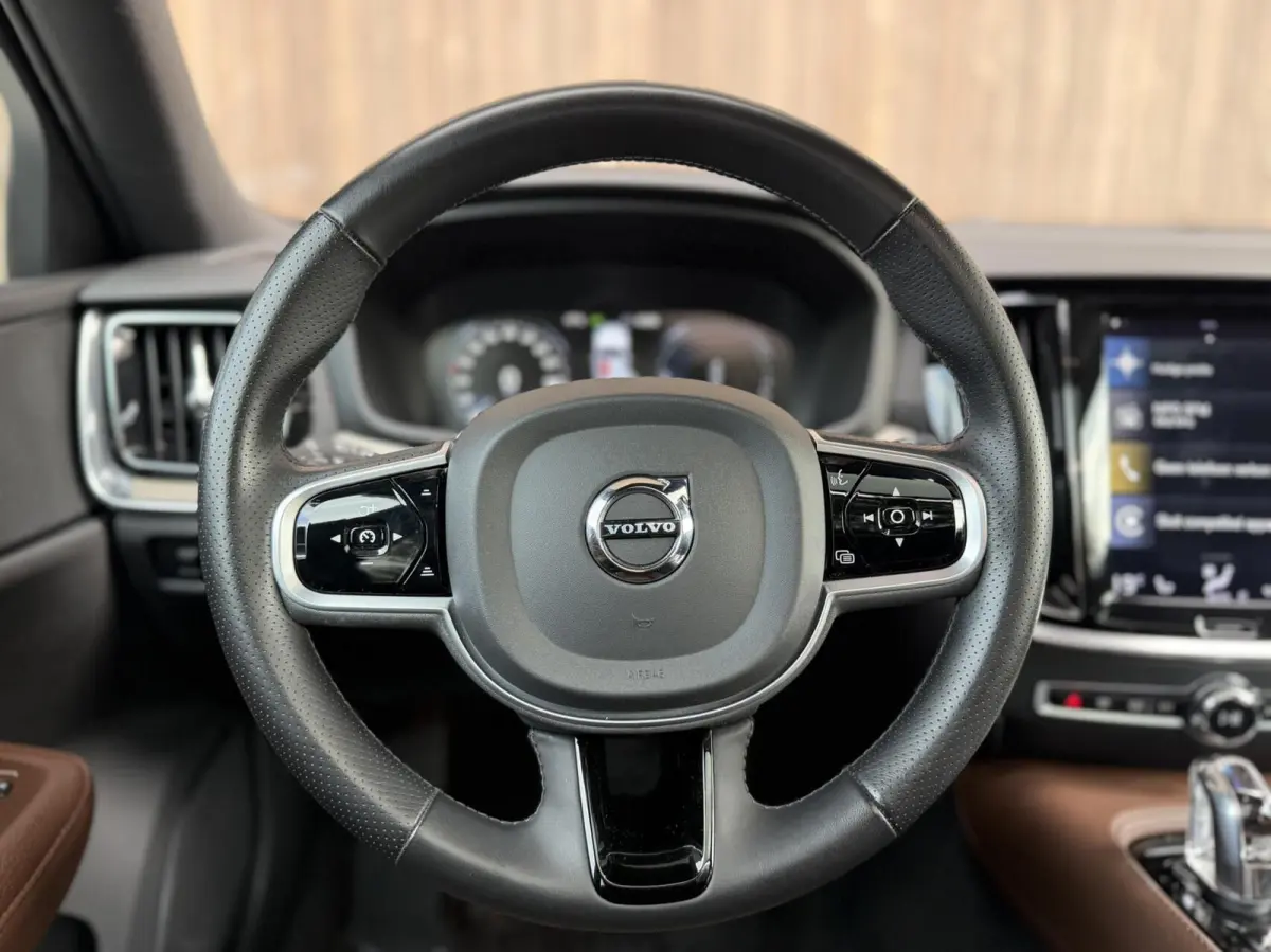 2.0 T8 Twin Engine AWD Inscription |TREKHAAK | PANORAMADAK | CAMERA | NL- AUTO