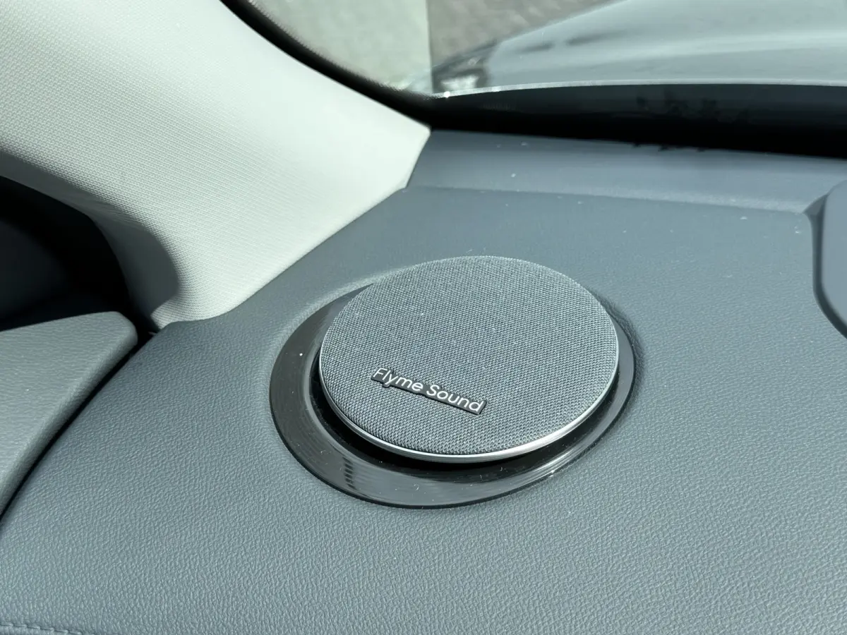 1.5 Max+ PHEV | Long Range | 8 jaar garantie | Geely Specialist | Pano