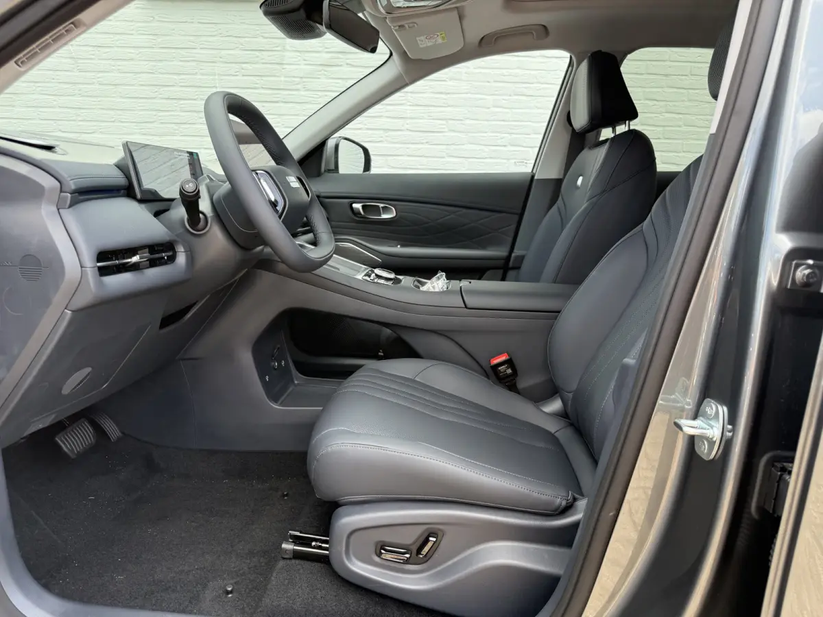 1.5 Max+ PHEV | Long Range | 8 jaar garantie | Geely Specialist | Pano