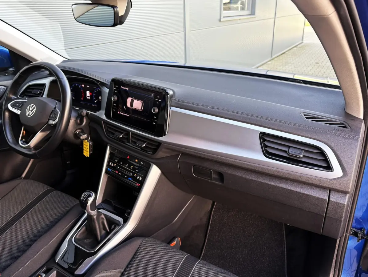 1.0 TSI 110pk Life | Navigatie | App Connect | ECC