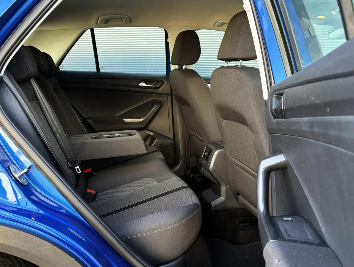 1.0 TSI 110pk Life | Navigatie | App Connect | ECC