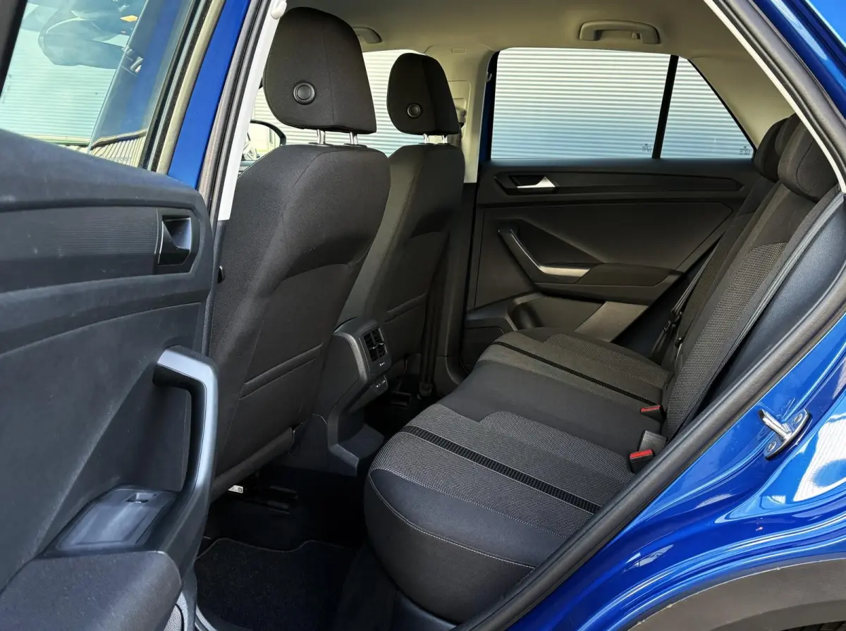 1.0 TSI 110pk Life | Navigatie | App Connect | ECC