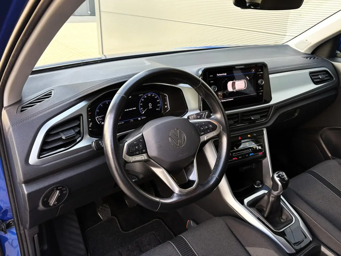 1.0 TSI 110pk Life | Navigatie | App Connect | ECC