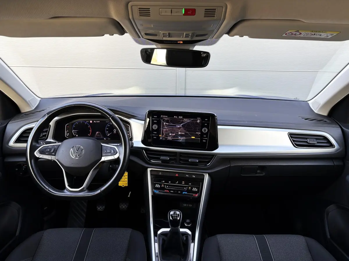 1.0 TSI 110pk Life | Navigatie | App Connect | ECC