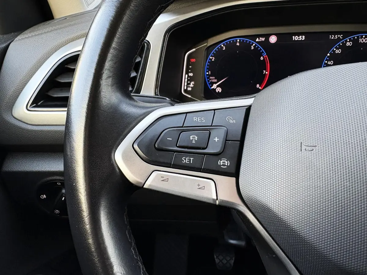 1.0 TSI 110pk Life | Navigatie | App Connect | ECC