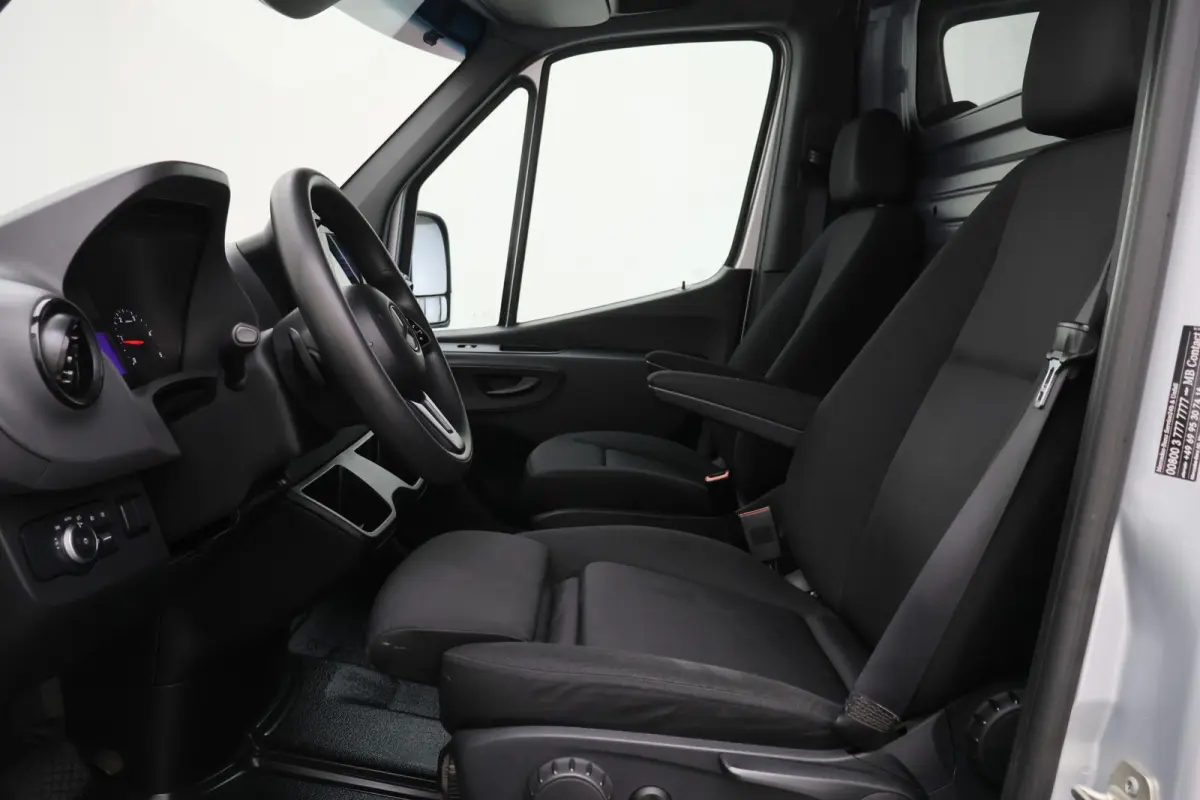 316 2.2 CDI Aut. L2H2 Standkachel, LED, Camera, Cruise, Apple Carplay, Airco, Zonneklep, Trekhaak, 18''