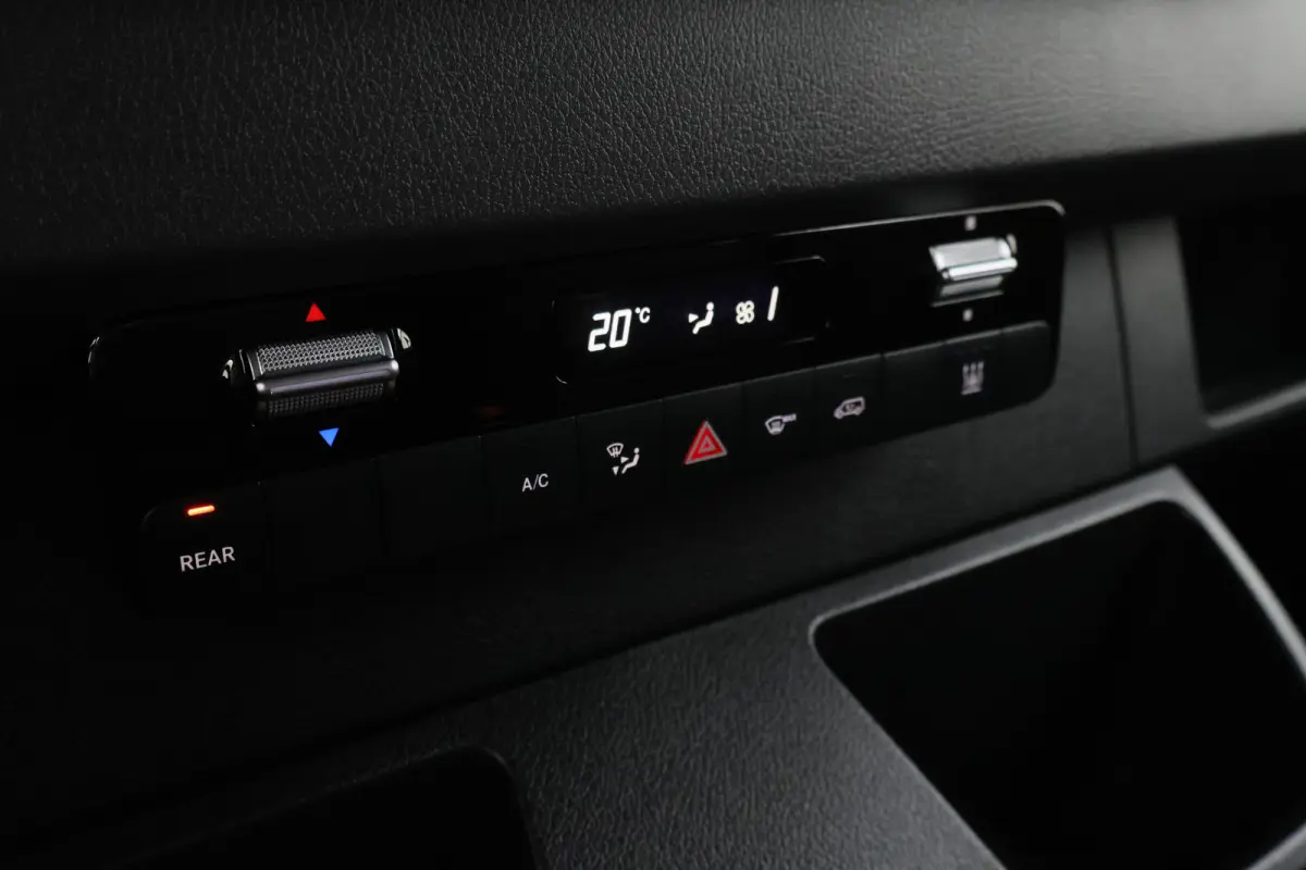 316 2.2 CDI Aut. L2H2 Standkachel, LED, Camera, Cruise, Apple Carplay, Airco, Zonneklep, Trekhaak, 18''