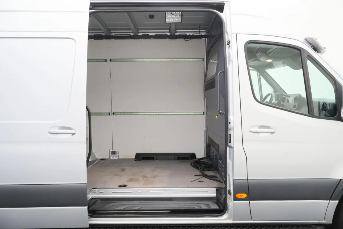 316 2.2 CDI Aut. L2H2 Standkachel, LED, Camera, Cruise, Apple Carplay, Airco, Zonneklep, Trekhaak, 18''