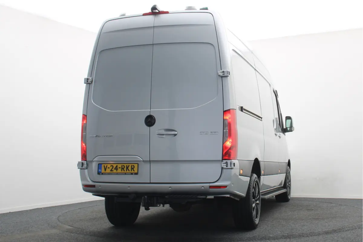 316 2.2 CDI Aut. L2H2 Standkachel, LED, Camera, Cruise, Apple Carplay, Airco, Zonneklep, Trekhaak, 18''