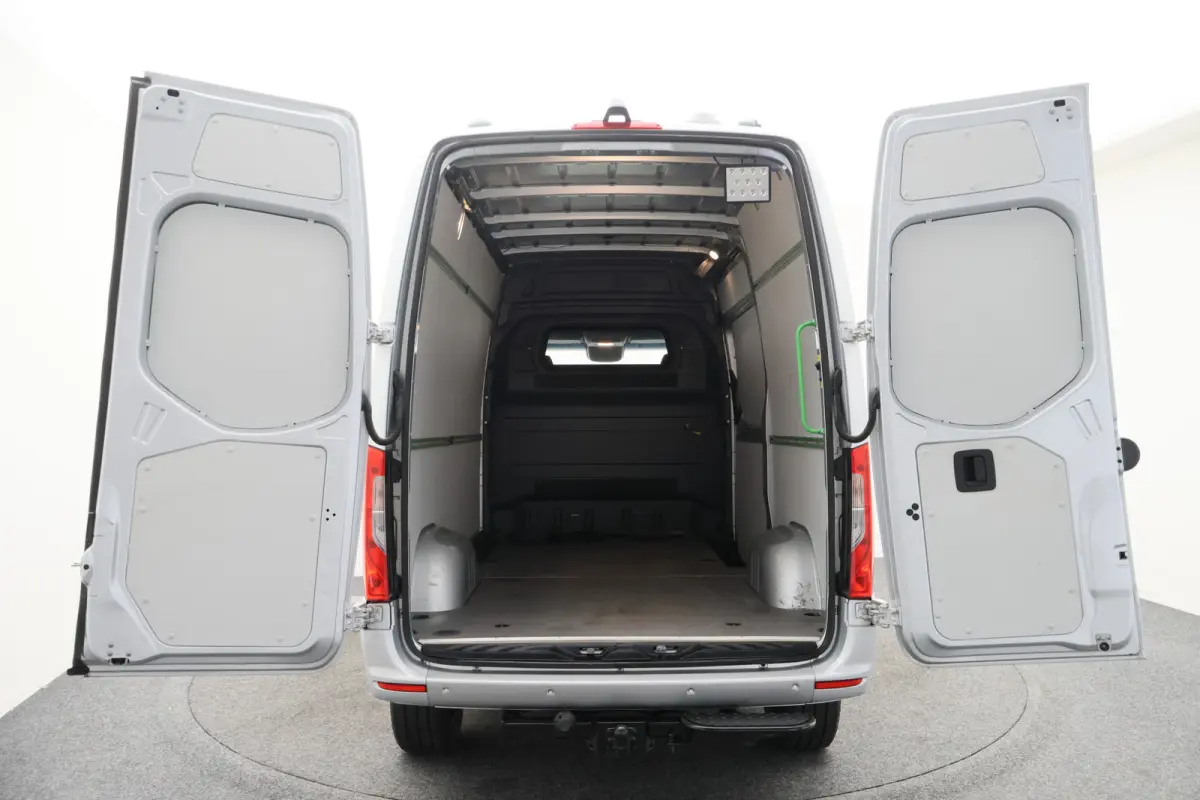 316 2.2 CDI Aut. L2H2 Standkachel, LED, Camera, Cruise, Apple Carplay, Airco, Zonneklep, Trekhaak, 18''