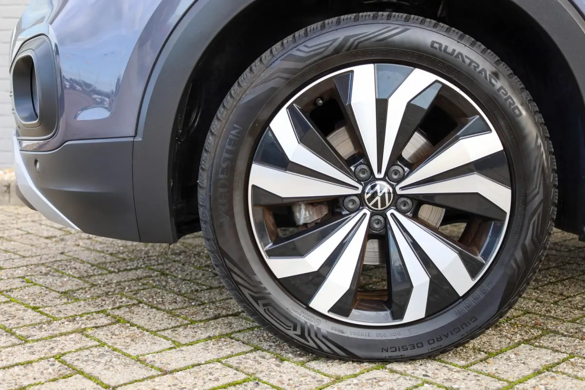 1.0 TSI 110pk DSG Life | Parkeersensoren | Adaptive Cruise | Apple Carplay/Android Auto