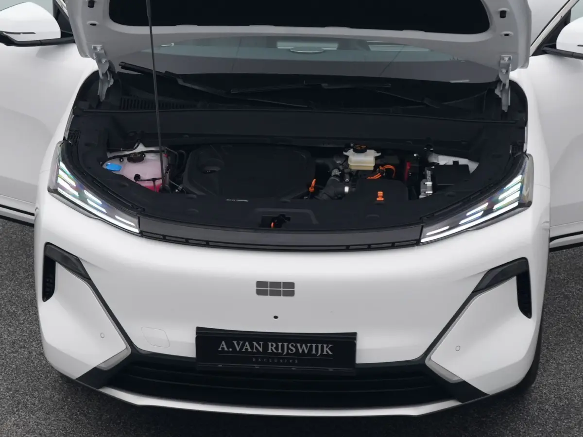 NEW | 1.5 Max+ | 18x BESCHIKBAAR | 136 KM ELEKTRISCH | PANO | HUD | ADAPTIVE | STOEL- EN STUURVERW. + VENT. + MASSAGE