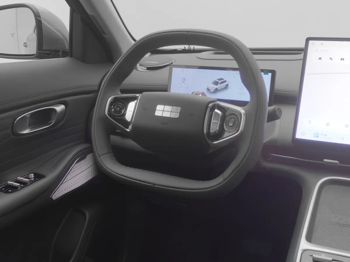 NEW | 1.5 Max+ | 18x BESCHIKBAAR | 136 KM ELEKTRISCH | PANO | HUD | ADAPTIVE | STOEL- EN STUURVERW. + VENT. + MASSAGE
