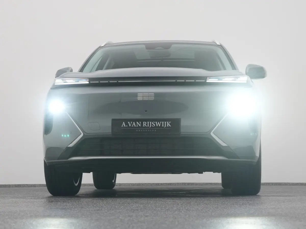 NEW | 1.5 Max+ | 18x BESCHIKBAAR | 136 KM ELEKTRISCH | PANO | HUD | ADAPTIVE | STOEL- EN STUURVERW. + VENT. + MASSAGE