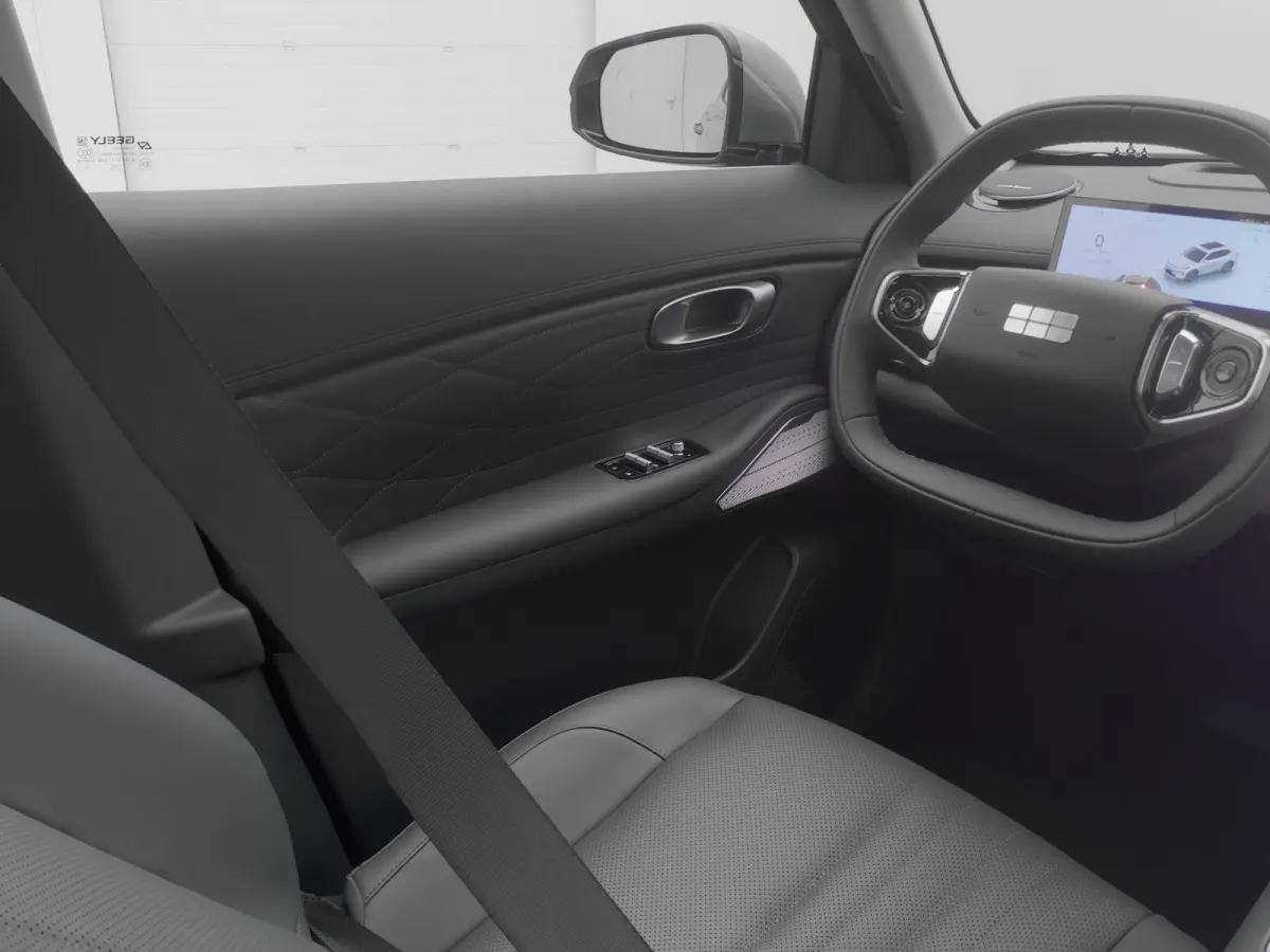 NEW | 1.5 Max+ | 18x BESCHIKBAAR | 136 KM ELEKTRISCH | PANO | HUD | ADAPTIVE | STOEL- EN STUURVERW. + VENT. + MASSAGE