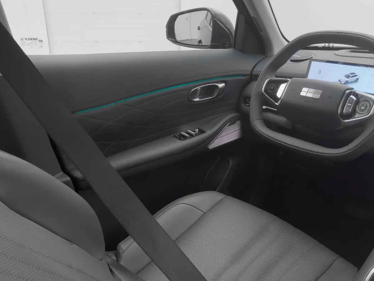 NEW | 1.5 Max+ | 18x BESCHIKBAAR | 136 KM ELEKTRISCH | PANO | HUD | ADAPTIVE | STOEL- EN STUURVERW. + VENT. + MASSAGE